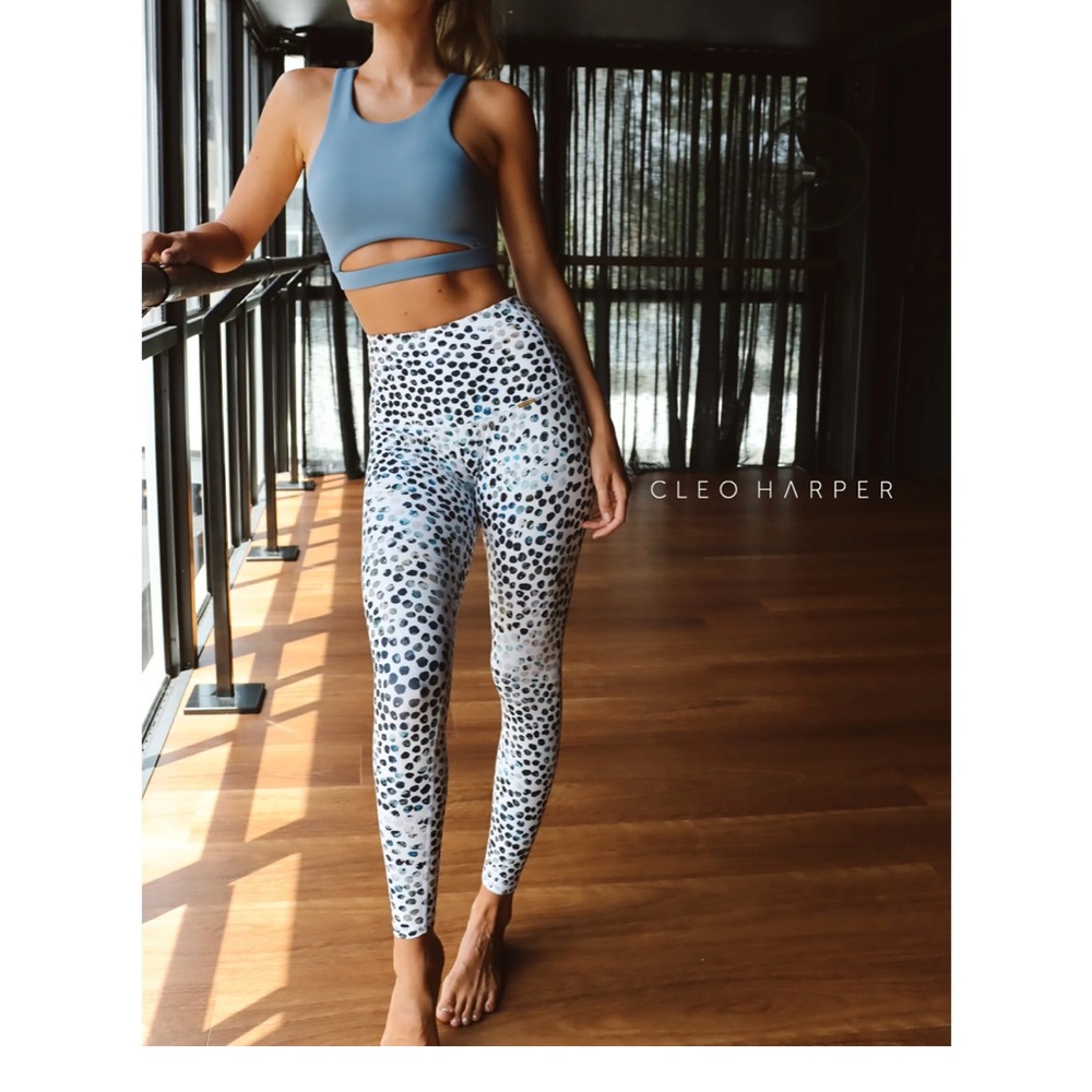 Cleo Harper Reign 2.0 Legging in Opal size XS